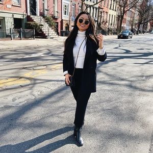 Meet your Posher, Jennifer